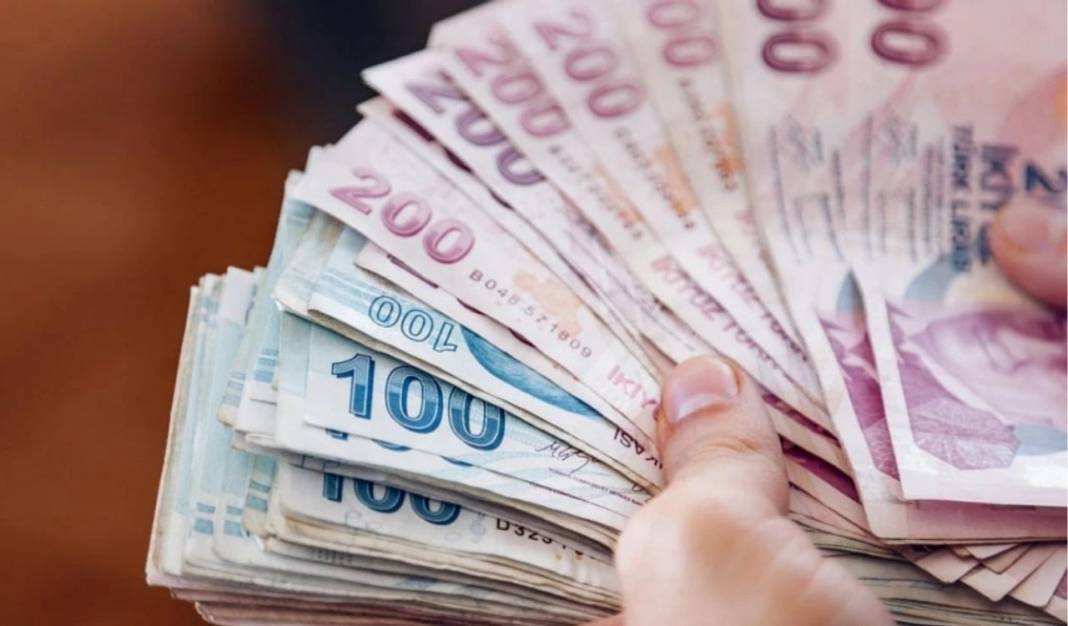 2.500 TL'nin sahibi olmak isteyen baksın: O banka müjdeyi duyurdu 2